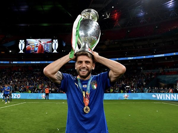 Nicolo Zaniolo Hengkang, AS Roma Bidik Domenico Berardi dan Goncalo Guedes