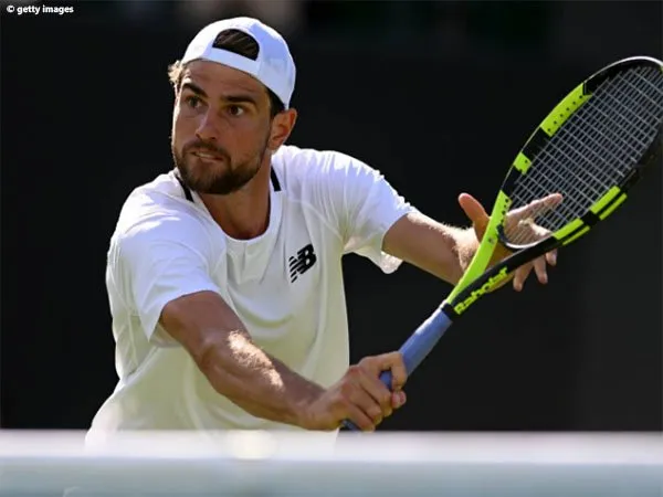 Maxime Cressy bendung langkah Felix Auger Aliassime di Wimbledon