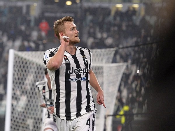 Pejabat Juventus Persilakan Matthijs de Ligt Pergi ke Chelsea