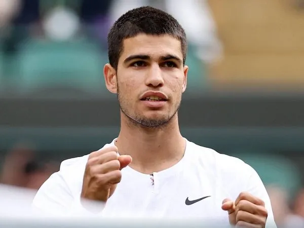 Carlos Alcaraz tembus pekan kedua Wimbledon untuk kali pertama
