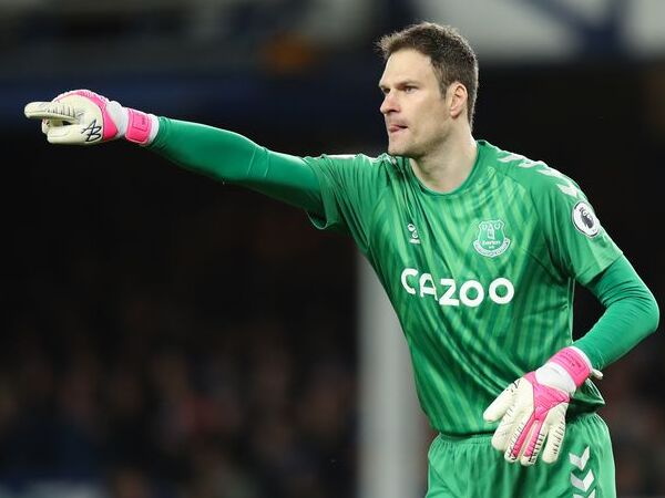 Asmir Begovic Puji Dampak yang Dibawa Frank Lampard di Everton