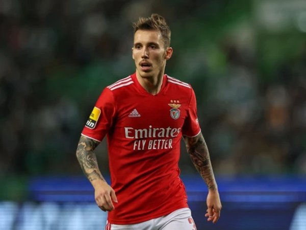 Cari Alternatif Lisandro Martinez, Arsenal Bidik Bek Benfica