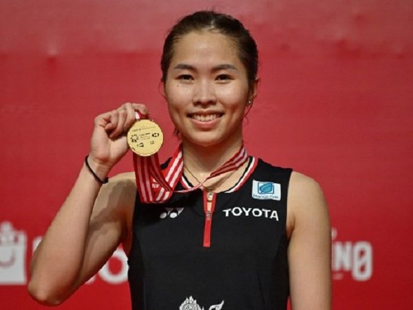 Ratchanok Intanon Dedikasikan Gelar Malaysia Open Untuk Mendiang Sang Ibu
