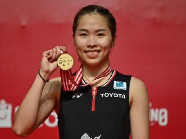 Ratchanok Intanon Dedikasikan Gelar Malaysia Open Untuk Mendiang Sang Ibu