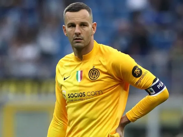 Kiper Inter Milan, Samir Handanovic.