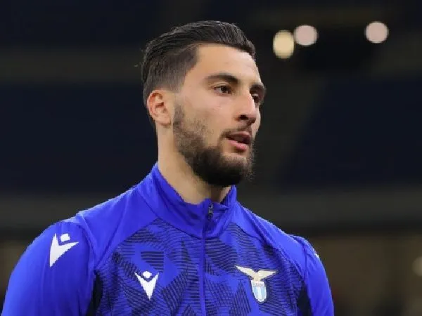 Manchester United selangkah lagi dapatkan Thomas Strakosha