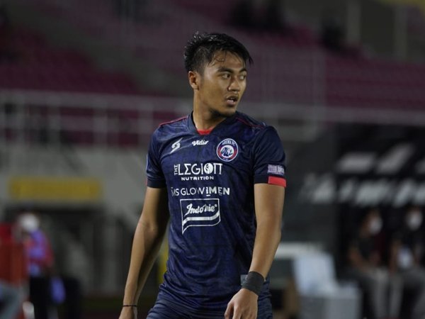 Rizky Dwi Sebut Arema FC Masih Butuh Kemenangan di Leg Kedua Semifinal