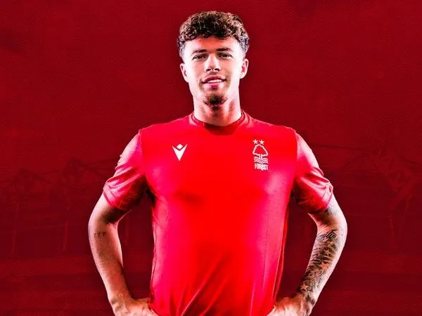 Nottingham Forest Resmi Datangkan Neco Williams dari Liverpool