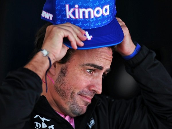Tak Senang dengan Manuver Tsunoda, Fernando Alonso Lakukan Hal Ini