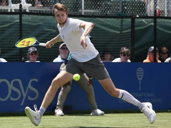 Alexander Bublik tak biarkan Andy Murray lolos ke semifinal di Newport