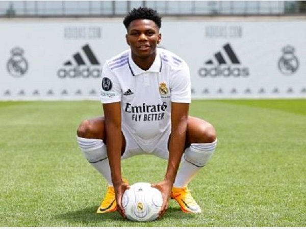 Ancelotti Tak Jamin Tchoameni Bakal Jadi Starter di Real Madrid