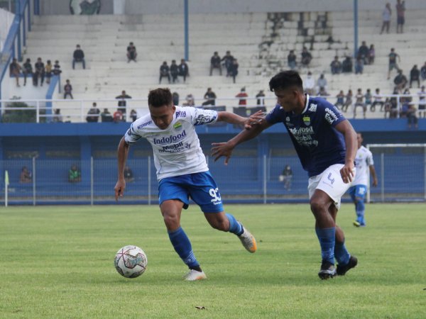 Erwin Ramdani Disiapkan Persib Jadi Ujung Tombak Alternatif