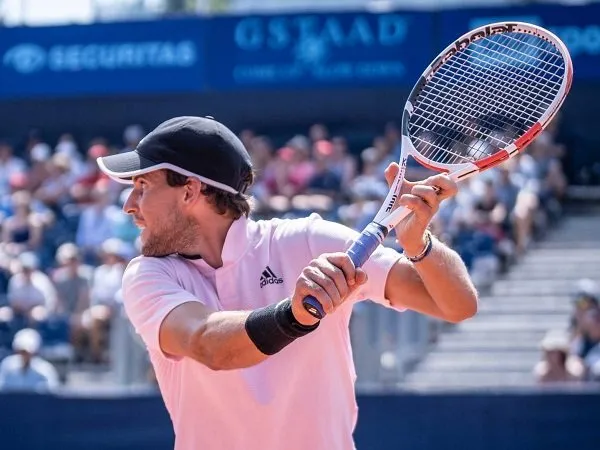 Dominic Thiem lalui laga dramatis demi bertahan di Gstaad