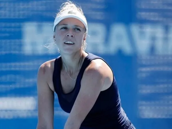 Anett Kontaveit dominasi laga pertama Prague Open