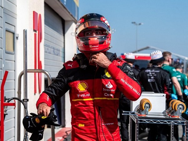 Carlos Sainz Rela Dehidrasi Demi Dekati Tiga Besar di GP Prancis