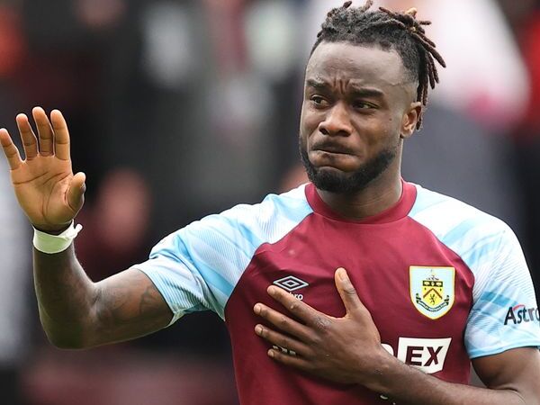 Everton Capai Kesepakatan dengan Winger Burnley Maxwel Cornet