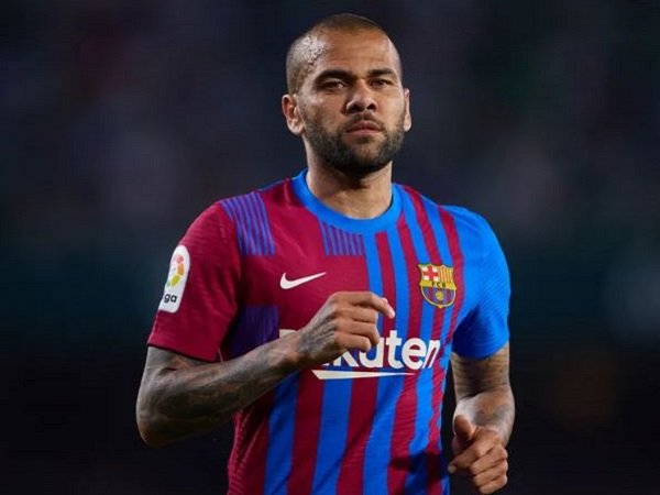 Rivaldo Pertanyakan Keputusan Dani Alves Bermain di Meksiko