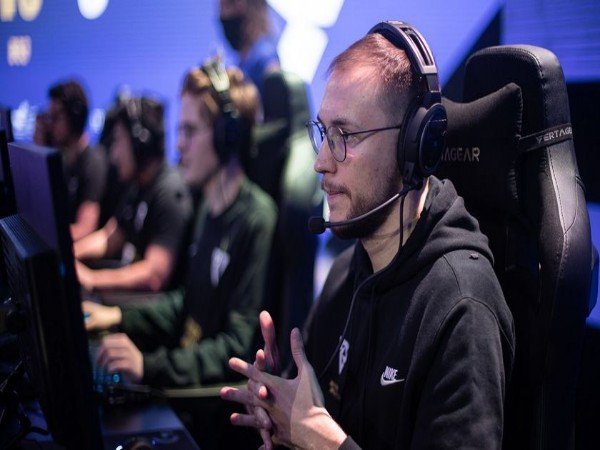 Tundra Esports & NaVi Dua Tim Pertama Gugur dari Arlington Major