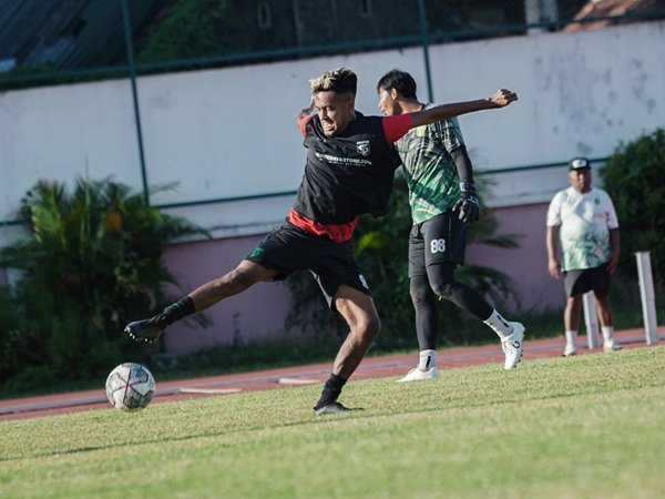 Persebaya Surabaya Dapat Tambahan Tenaga Jelang Derby Suramadu