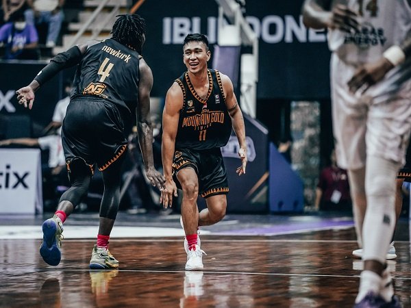 Balas Dendam, NSH Mountain Gold Hantam West Bandits di Game 2