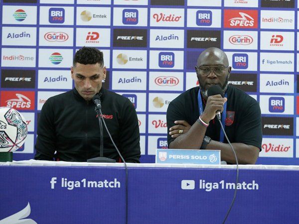 Persis Solo Telan 4 Kekalahan Beruntun, Jacksen Bersikeras Takkan Mundur