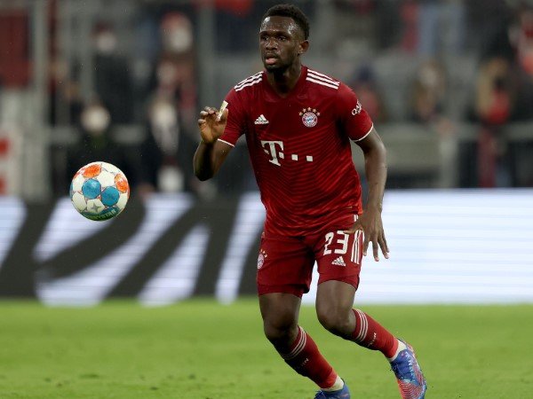 Tinggalkan Bayern Munich, Tanguy Nianzou Merapat ke Sevilla