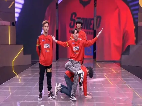 PMWI 2022 Day 2 Afterparty Showdown: Vampire Esports Hattrick WWCD