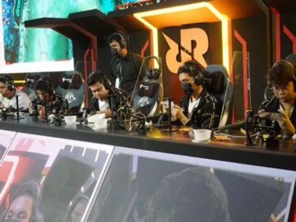 RRQ Hoshi Tanpa Persiapan Khusus untuk El Classico Week 3 MPL ID S10?