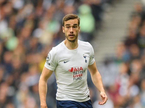 Diminati Sampdoria, Gelandang Terpinggirkan Tottenham Pilih Bertahan