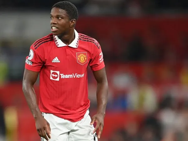 Bek kiri Manchester United, Tyrell Malacia.