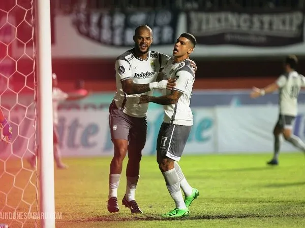 Persib bertolak ke PSM dengan membawa 20 amunisi