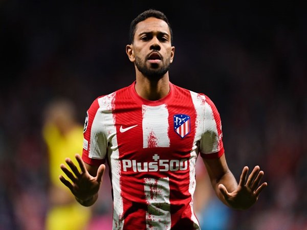 Jalani Tes Medis, Renan Lodi Siap Rampungkan Transfer ke Nottingham Forest