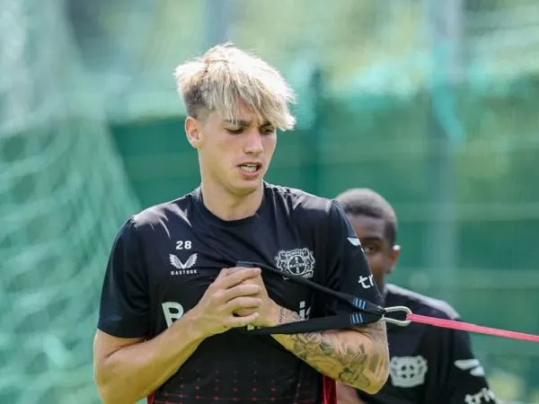 Bayer Leverkusen resmi lepas Iker Bravo ke Real Madrid. (Images: Getty)