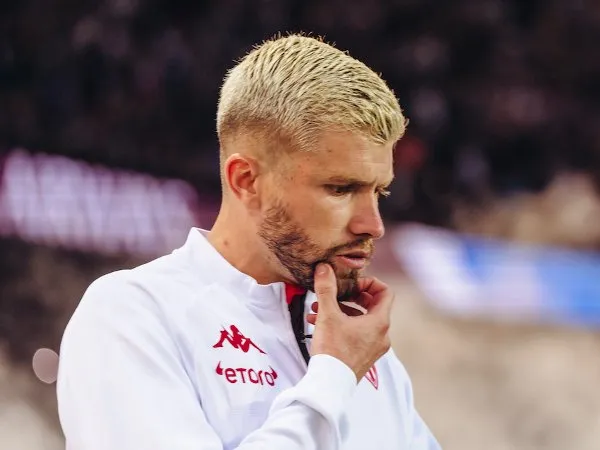 Bek kiri AS Monaco Caio Henrique