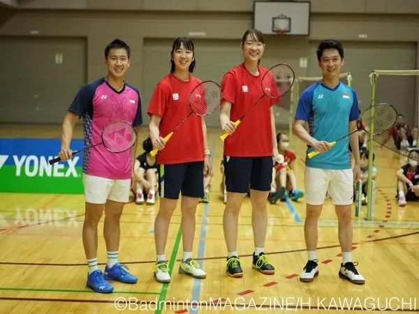 Axelsen, Intanon & Kevin/Marcus Latih Para Pemain Muda Jepang