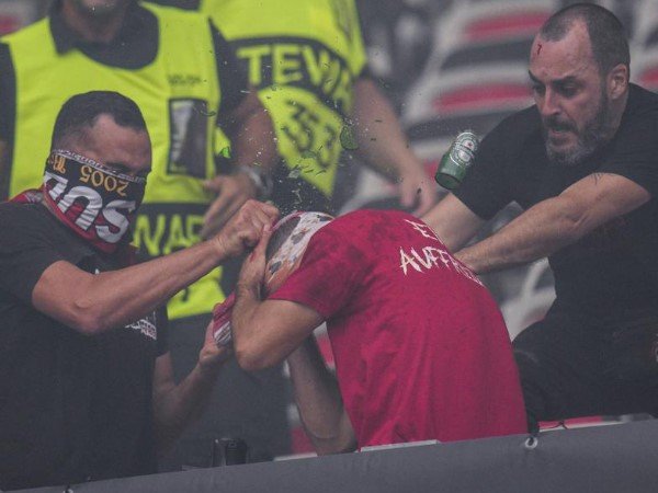 FC Cologne Kumpulkan Bukti-Bukti Kekerasan Suporter di Laga vs OGC Nice