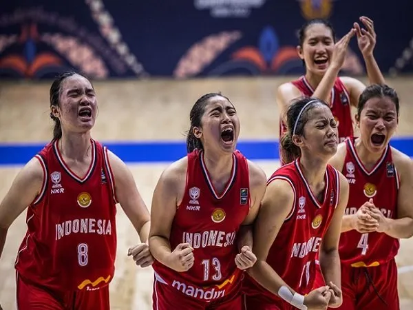 Timnas Basket Putri U-18 Indonesia Bertahan di Divisi A