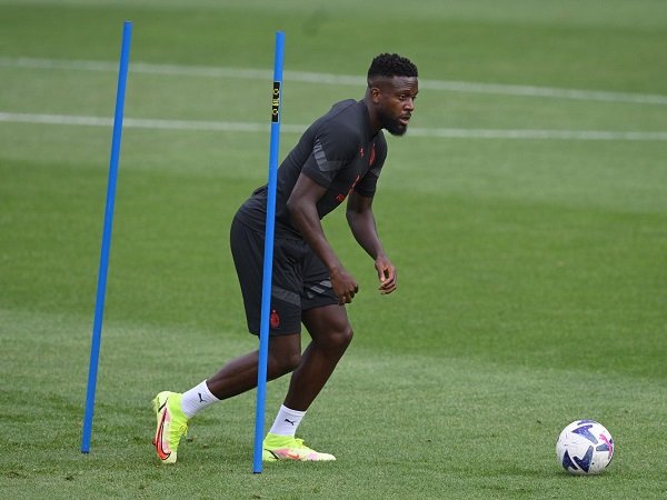 Jalani Perawatan Cedera, Divock Origi Pilih Terbang Ke Belgia