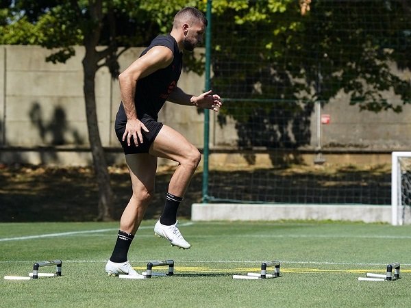 Kondisi Rebic Makin Membaik, Siap Comeback Oktober?