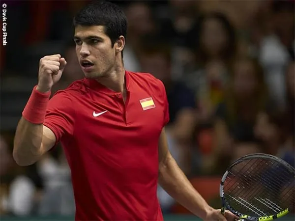 Carlos Alcaraz antar Spanyol segel tiket menuju Davis Cup Finals di Malaga