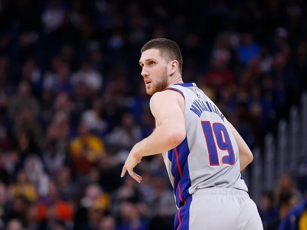 New York Knicks resmi dapatkan Svi Mykhailiuk.