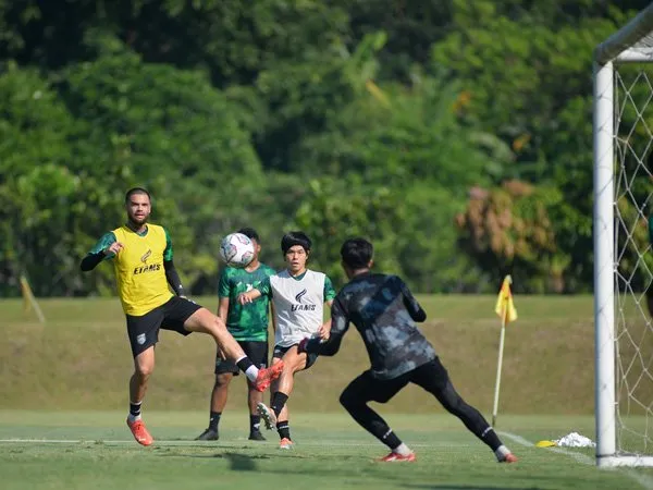 Latihan skuat Borneo FC