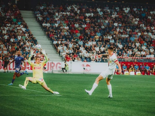 Dilepas ke Klub Austria, Christian Fruchtl Berharap Bisa Kembali ke Bayern