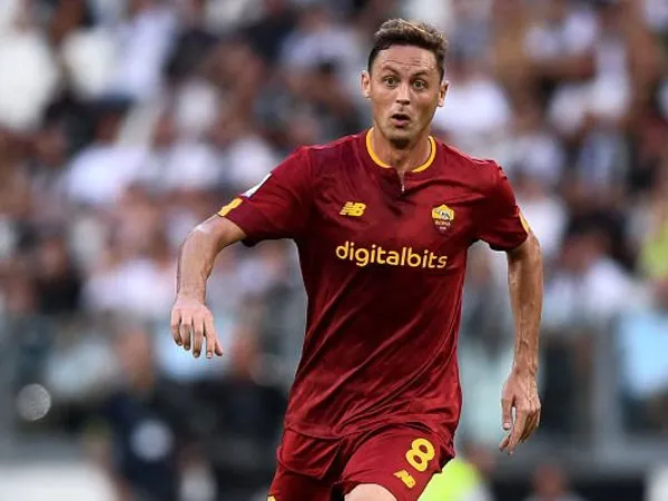 Gelandang AS Roma, Nemanja Matic.