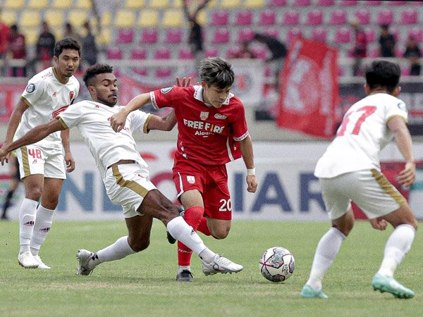 Bermain dengan 10 Pemain, Persis Solo Imbangi PSM Makassar
