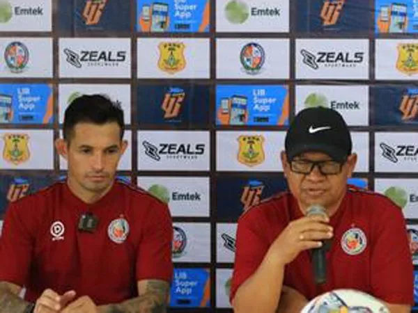 Pelatih Semen Padang FC, Delfiadri