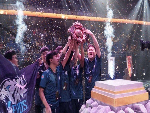 EVOS WORLD Resmi Mendaftar Ikut Piala Presiden Esports 2022