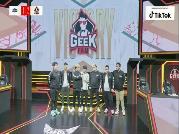 MPL ID Season 10: Geek Fam ID Ukir Akhir Manis, Libas RBL 2-1