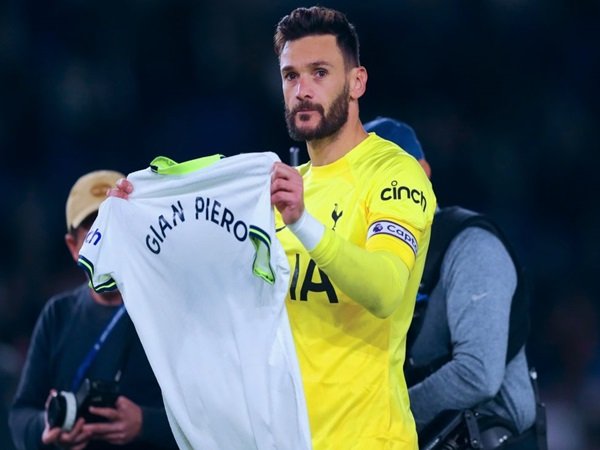 Lloris Buat Persembahan Khusus Pada Ventrone Usai Spurs Menang di Brighton