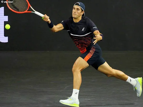 Francesco Passaro pantang menyerah di laga pembuka Florence